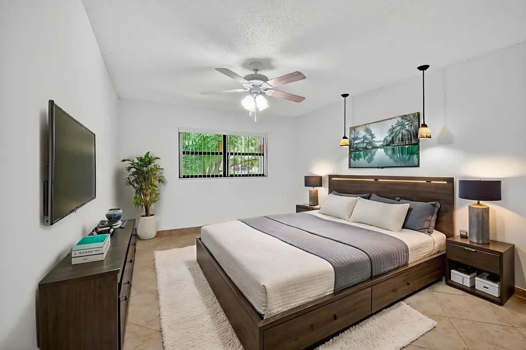 5775 Wanda Lane Delray Beach FL 33484