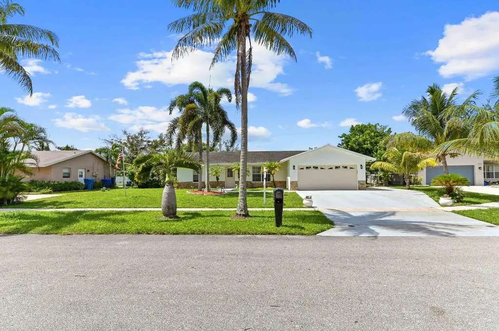 123 Jay Court Royal Palm Beach FL 33411