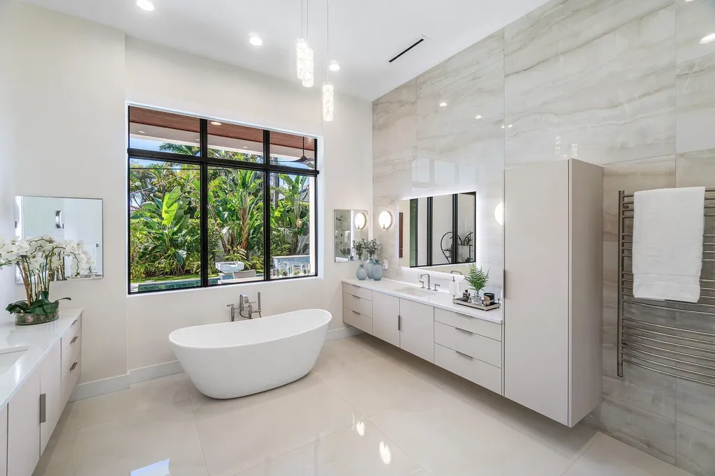 450 NE 10th Street Boca Raton FL 33432