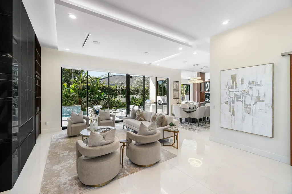 450 NE 10th Street Boca Raton FL 33432