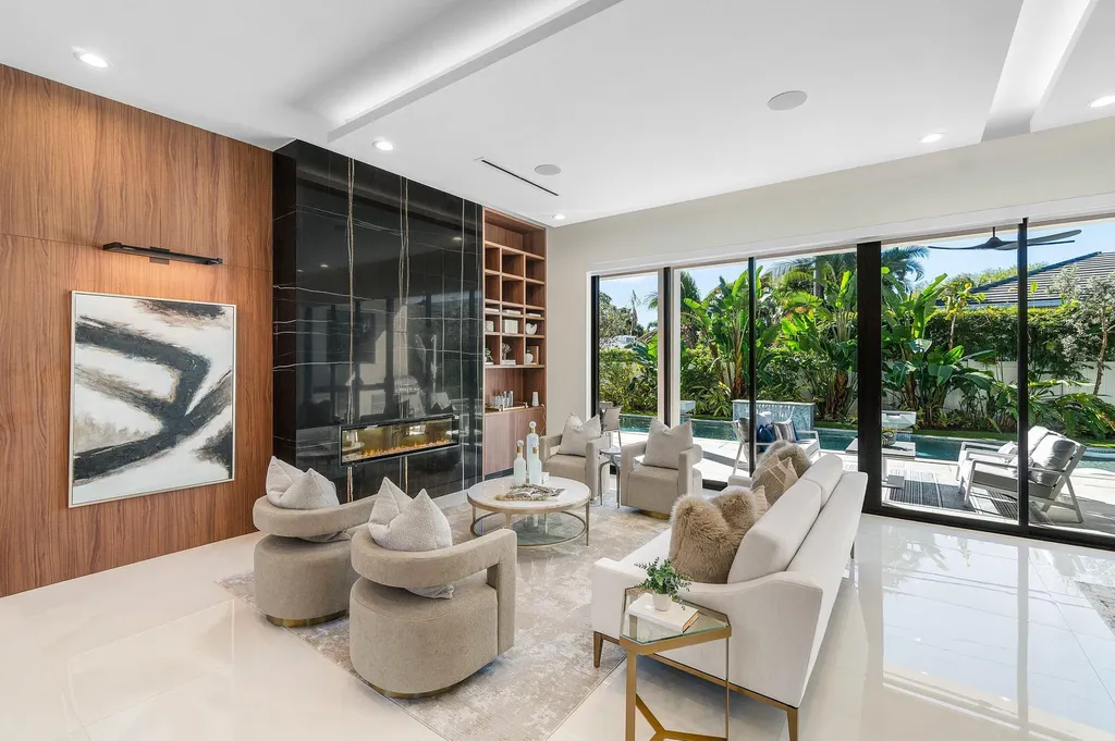 450 NE 10th Street Boca Raton FL 33432