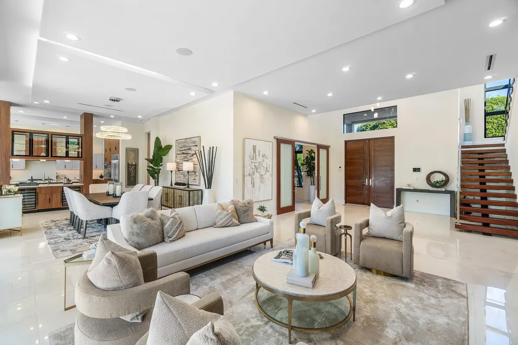 450 NE 10th Street Boca Raton FL 33432