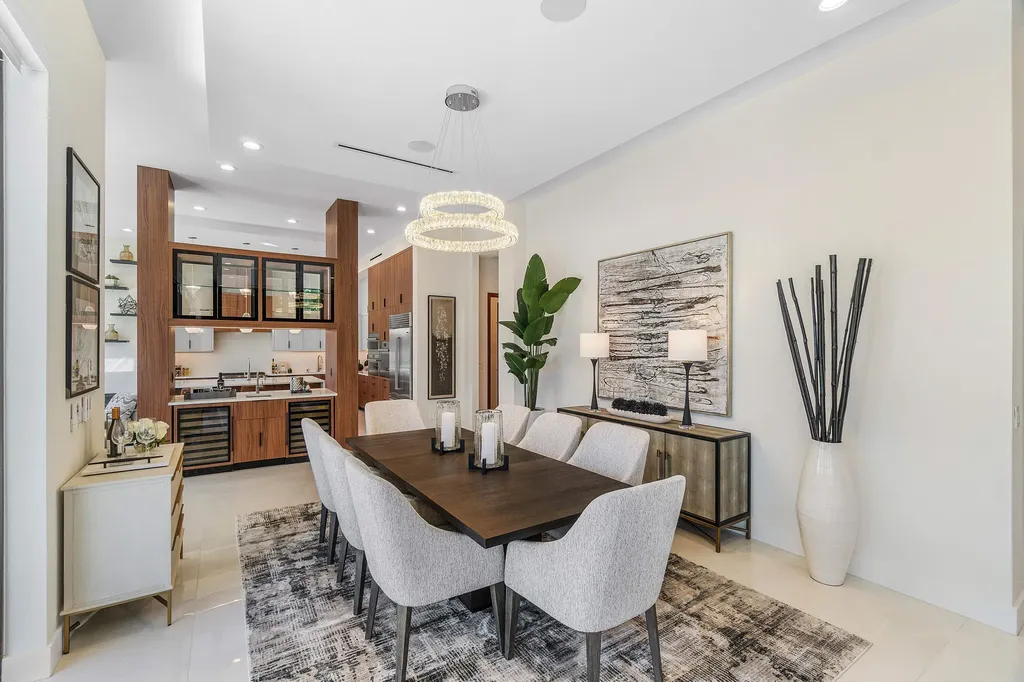 450 NE 10th Street Boca Raton FL 33432