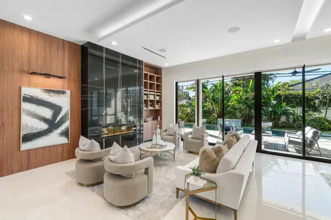 450 NE 10th Street Boca Raton FL 33432