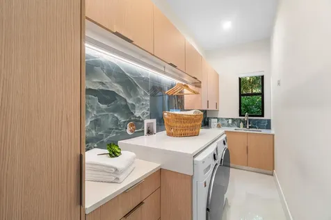 450 NE 10th Street Boca Raton FL 33432