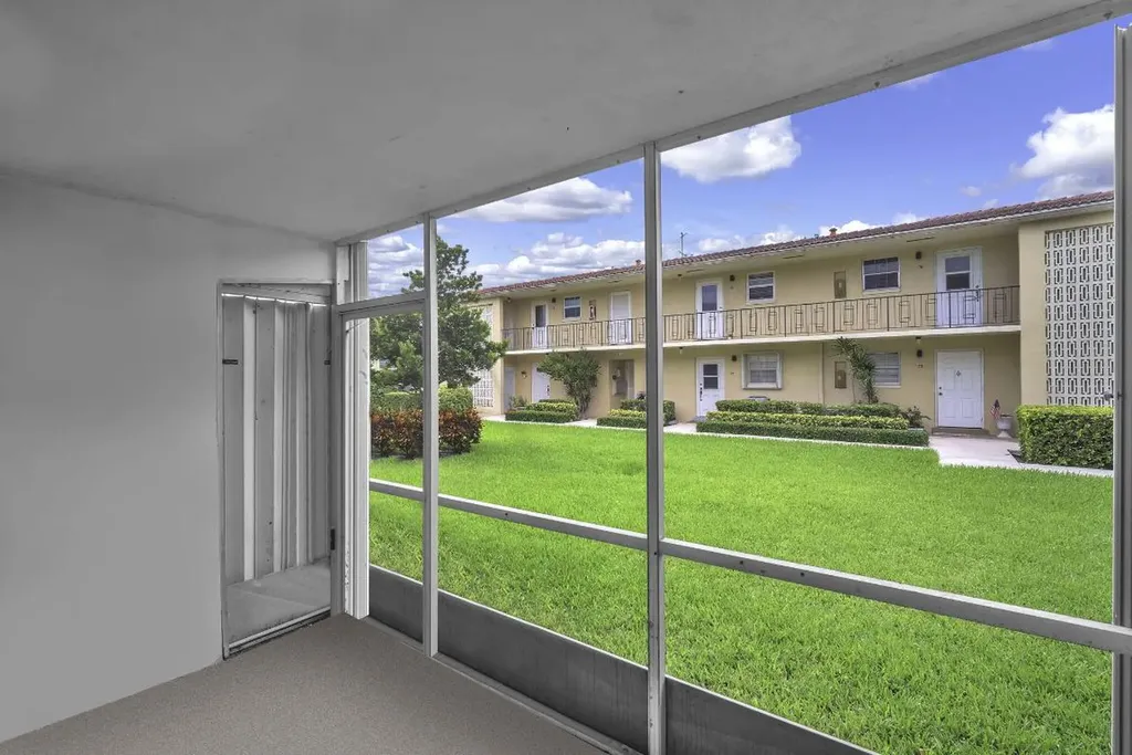 2130 NE 36th Street Lighthouse Point FL 33064