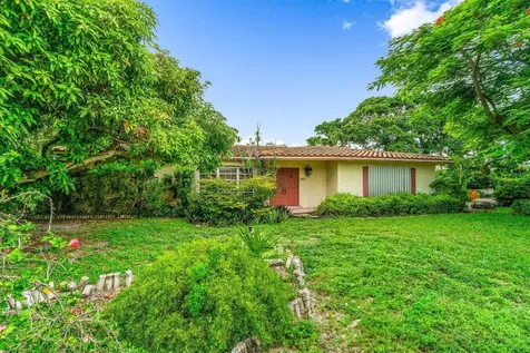 706 Marble Way Boca Raton FL 33432