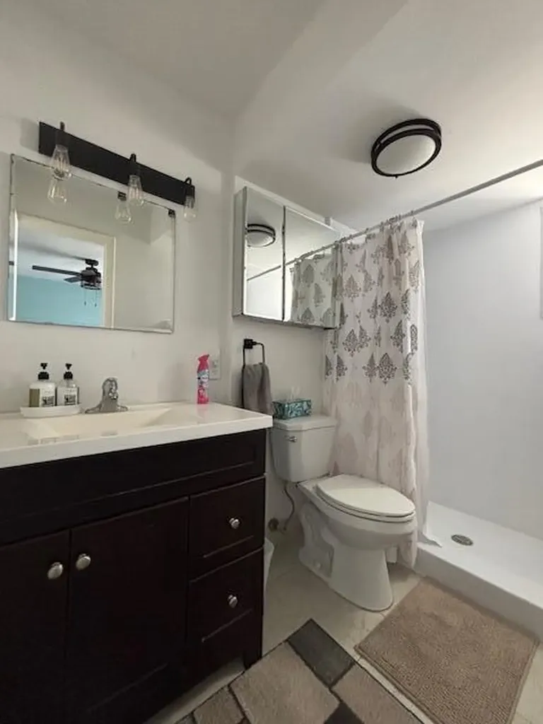 2161 NE 1st Court Boynton Beach FL 33435