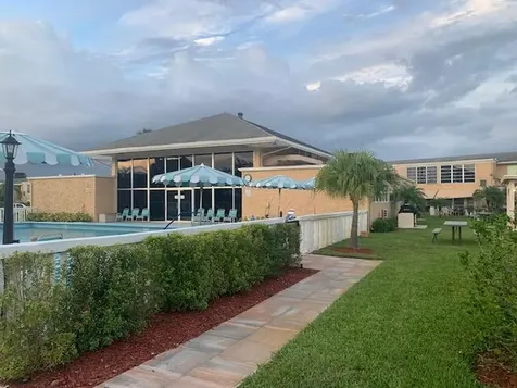 2161 NE 1st Court Boynton Beach FL 33435