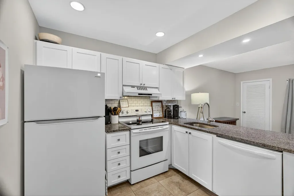 1605 S Us Highway 1 Jupiter FL 33477