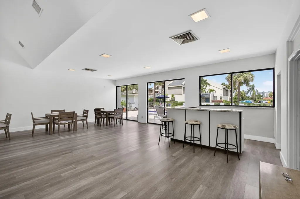 1605 S Us Highway 1 Jupiter FL 33477