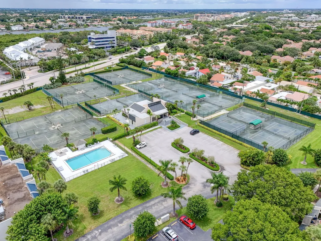 1605 S Us Highway 1 Jupiter FL 33477