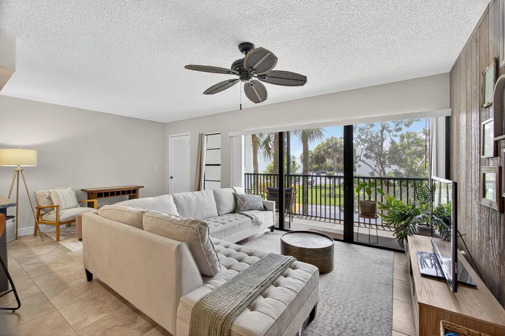 1605 S Us Highway 1 Jupiter FL 33477