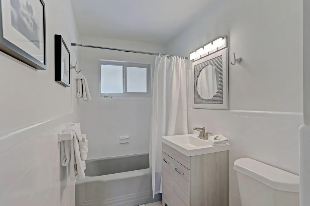 7115 Venetian Way West Palm Beach FL 33406