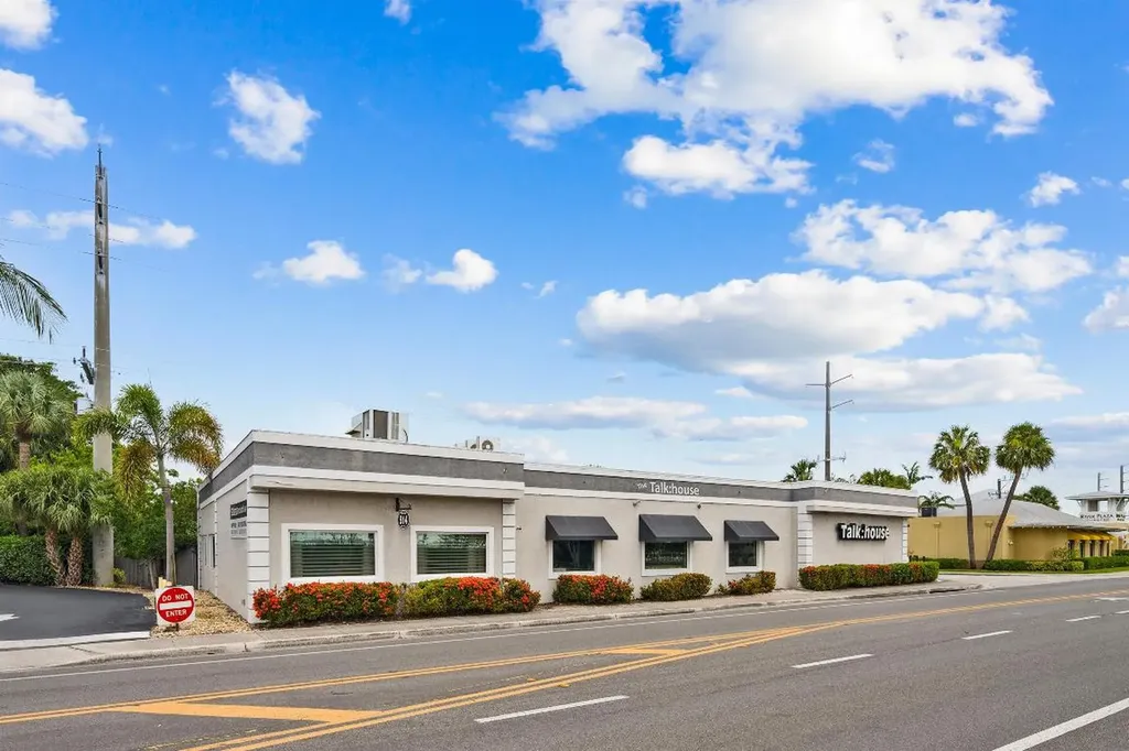514 NW Dixie Highway Stuart FL 34994