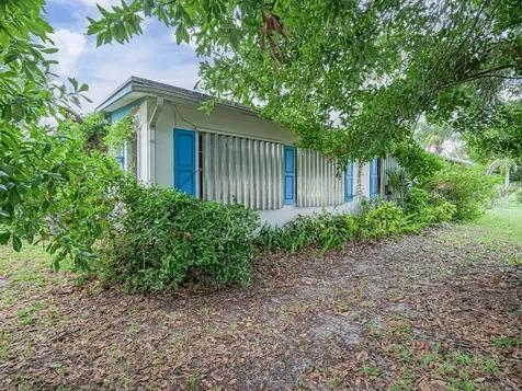 2185 32nd Avenue Vero Beach FL 32960