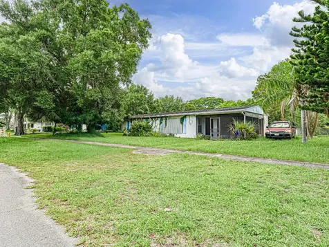 2185 32nd Avenue Vero Beach FL 32960