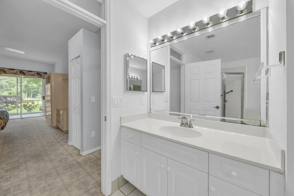 10172 Andover Coach Circle Lake Worth FL 33449