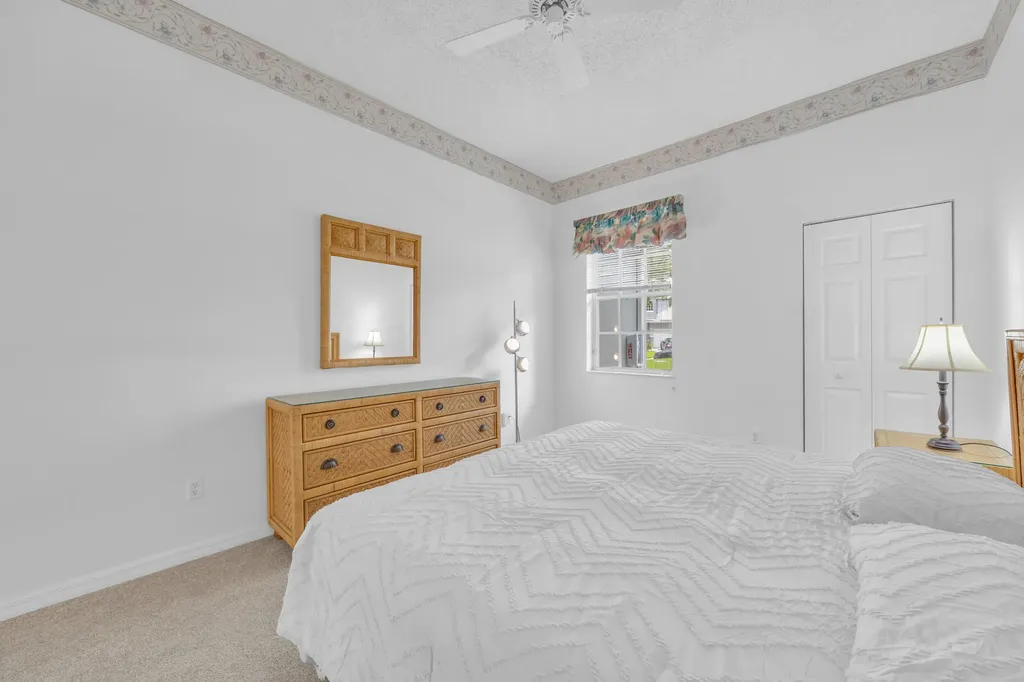 10172 Andover Coach Circle Lake Worth FL 33449