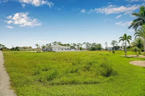 18742 Crosswind Avenue North Fort Myers FL 33917