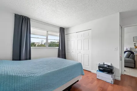 600 SW 2nd 2390 Avenue Boca Raton FL 33432