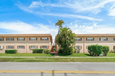 600 SW 2nd 2390 Avenue Boca Raton FL 33432