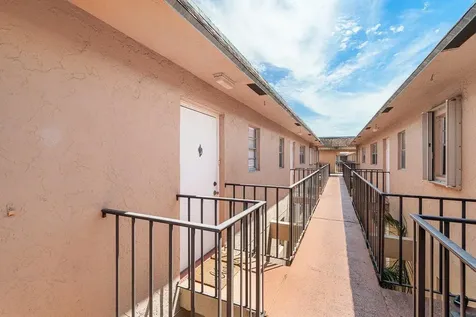 600 SW 2nd 2390 Avenue Boca Raton FL 33432