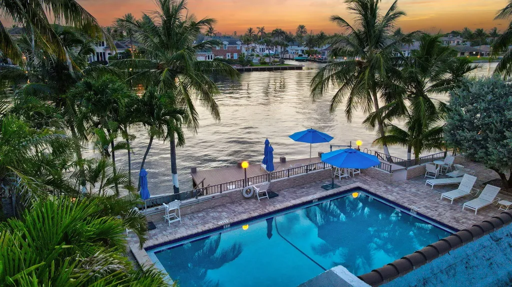 1222 Hillsboro Mile Hillsboro Beach FL 33062