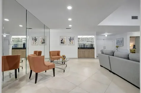 902 Foxpointe Circle Delray Beach FL 33445