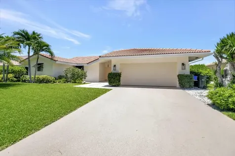 902 Foxpointe Circle Delray Beach FL 33445
