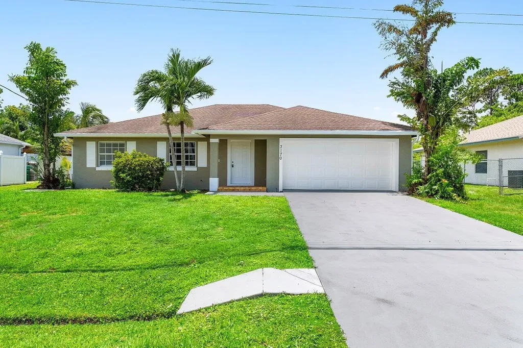 3170 SW Bridge Street Port St Lucie FL 34953