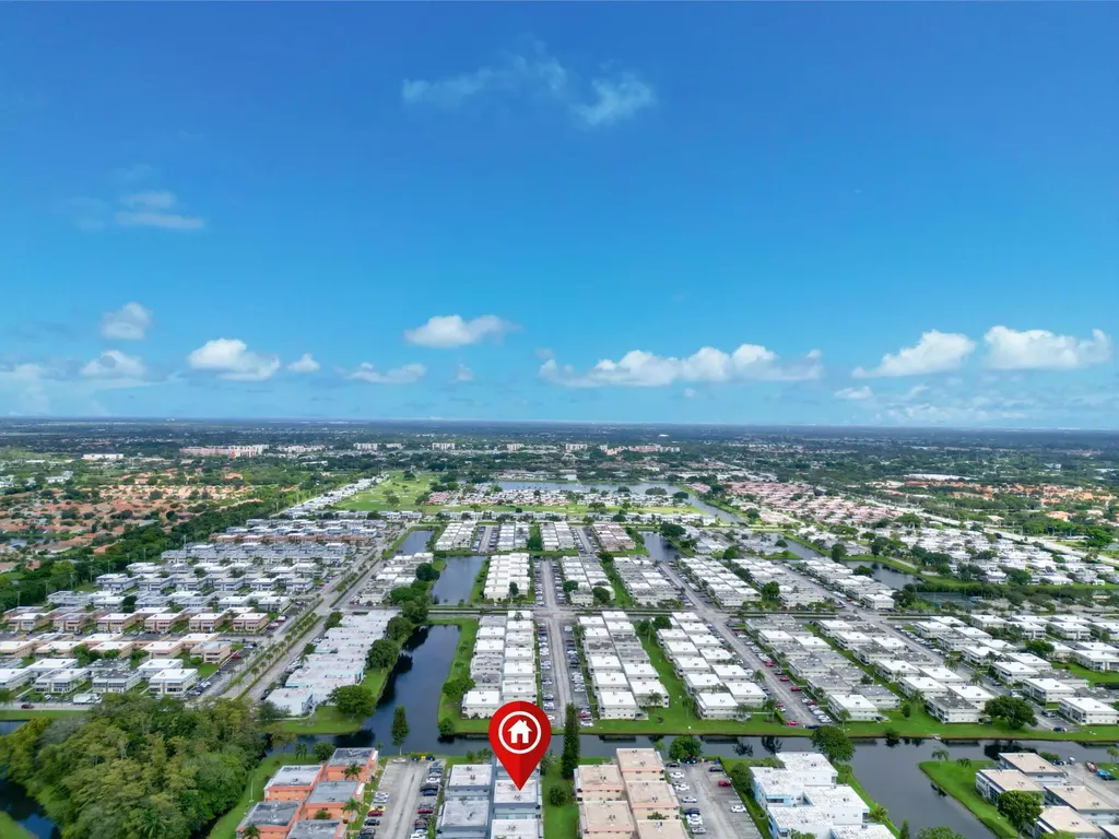 499 Saxony K Delray Beach FL 33446