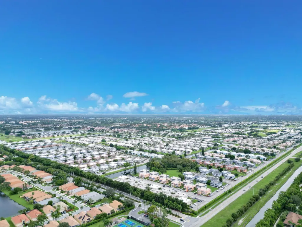 499 Saxony K Delray Beach FL 33446