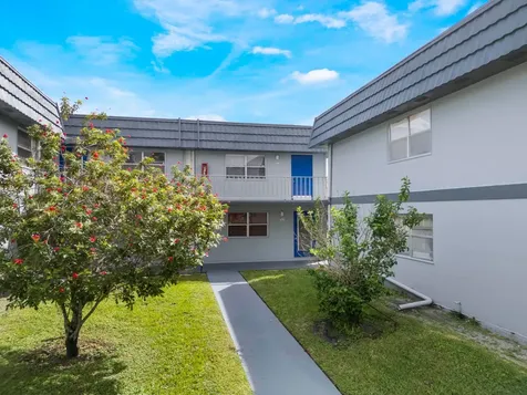 499 Saxony K Delray Beach FL 33446