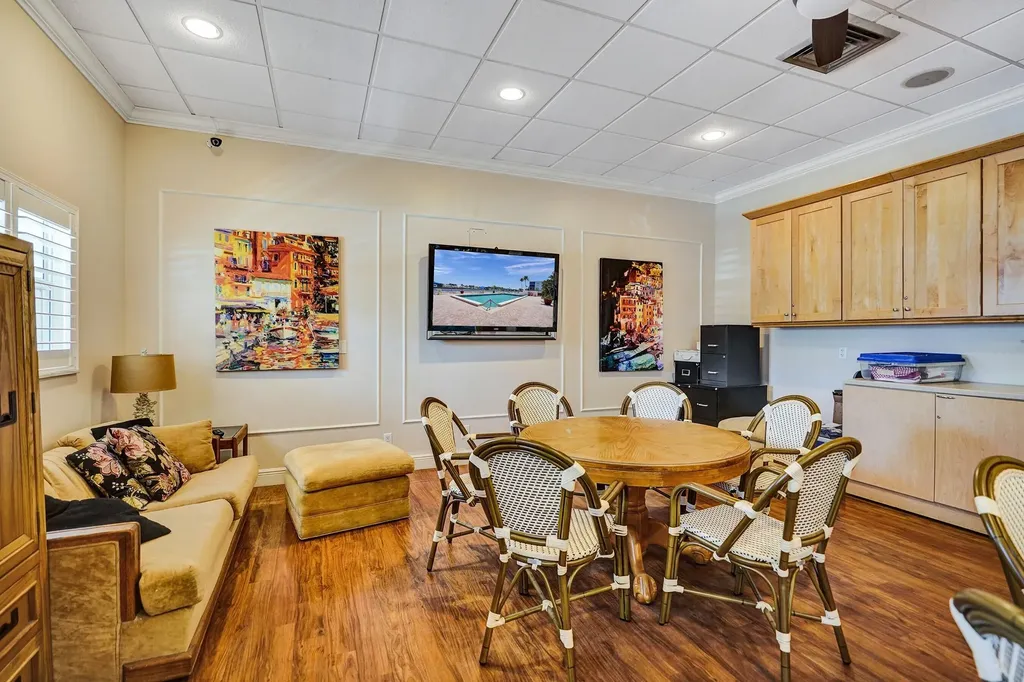 2000 S Federal Highway Boynton Beach FL 33435