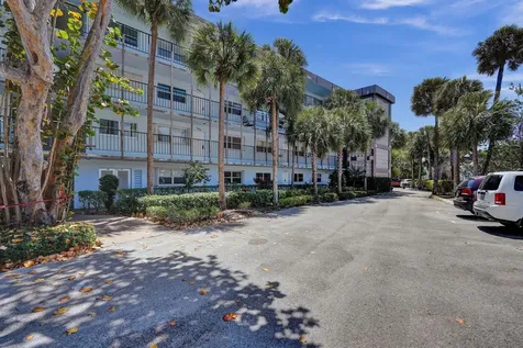 2000 S Federal Highway Boynton Beach FL 33435