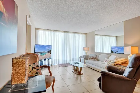 2000 S Federal Highway Boynton Beach FL 33435