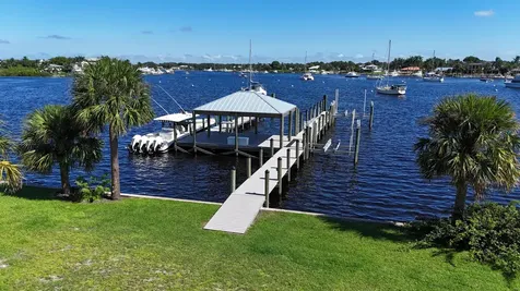 4345 SE Mulford Lane Stuart FL 34997