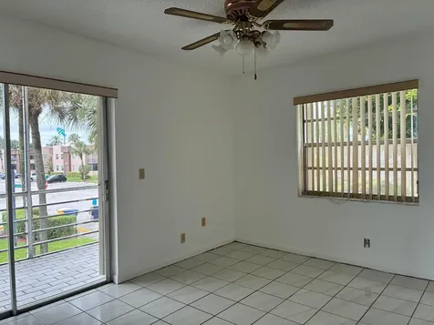 574 Burgundy L Delray Beach FL 33484
