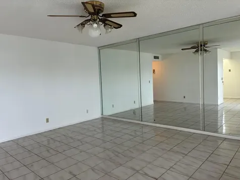 574 Burgundy L Delray Beach FL 33484