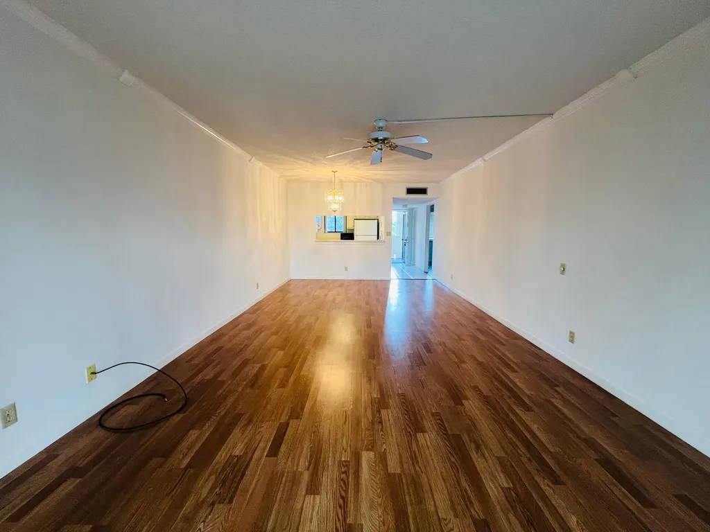 3154 Via Poinciana Lake Worth FL 33467