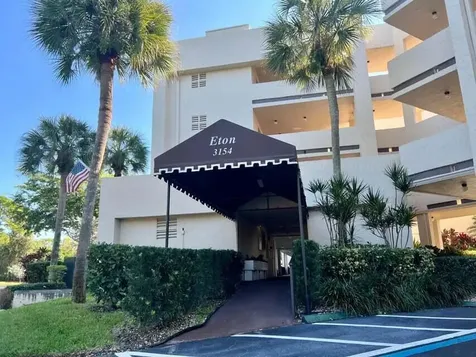 3154 Via Poinciana Lake Worth FL 33467