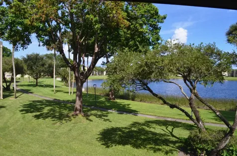 5220 Las Verdes Circle Delray Beach FL 33484