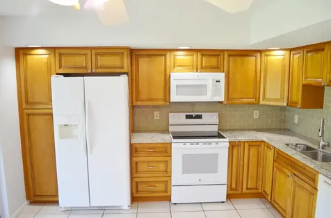 5220 Las Verdes Circle Delray Beach FL 33484