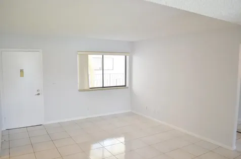 5220 Las Verdes Circle Delray Beach FL 33484