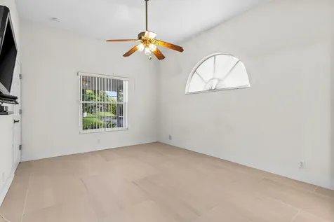 2239 Soundings Court Greenacres FL 33413