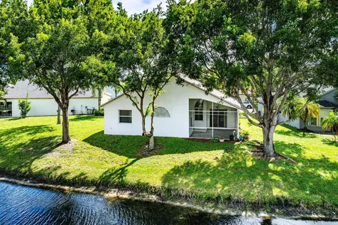 2239 Soundings Court Greenacres FL 33413