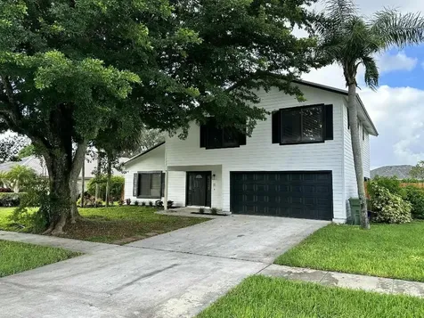 1605 Old Cypress Trail Wellington FL 33414