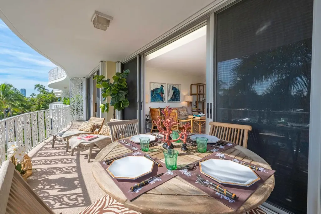 227 Australian Avenue Palm Beach FL 33480