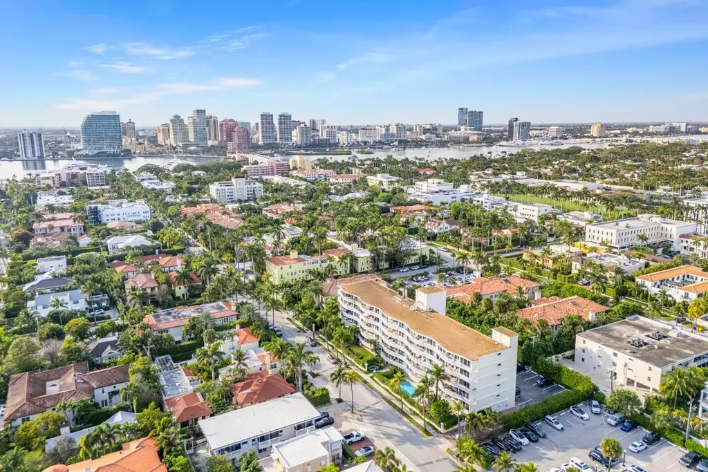227 Australian Avenue Palm Beach FL 33480